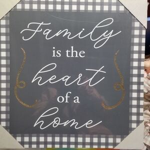Black and White Family Wall Art. FAMILY is the HEART of a HOME 18" x 18"
